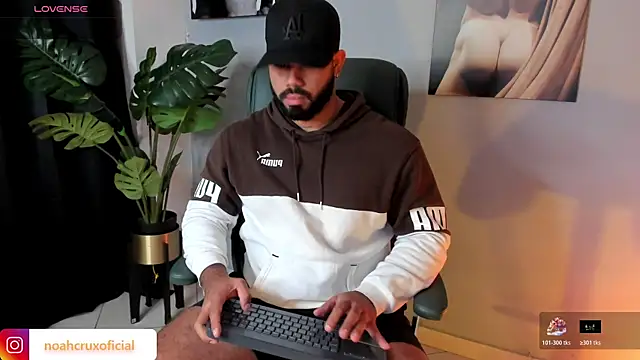 noah crux online show from 12/05/25, 09:01