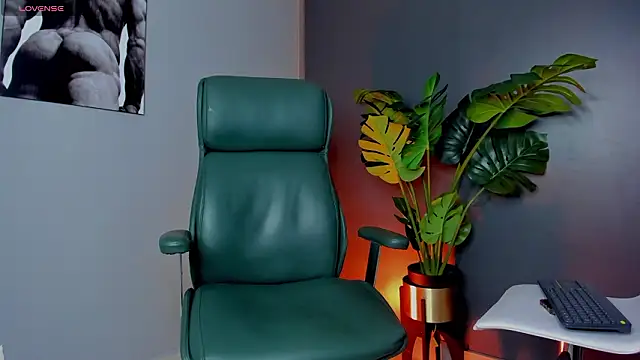 noah crux online show from 03/29/26, 02:13