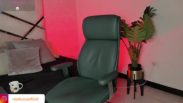 noah crux online show from 09/11/25, 11:54