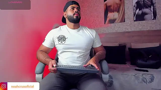 noah crux online show from 10/27/25, 12:17