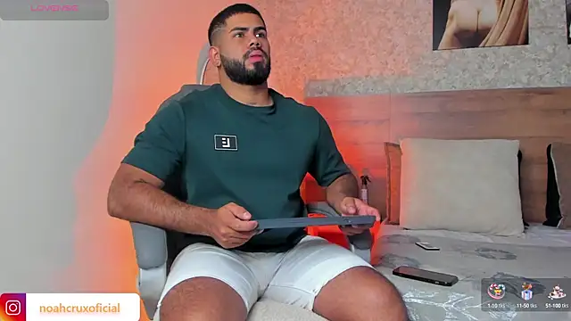 noah crux online show from 09/20/25, 08:03