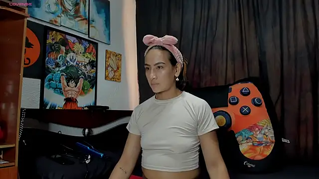 Snapshot of Valeria_Fitness chatting on 07/18/26, 09:01 Valeria Fitness online show from 07/18/26, 09:01
