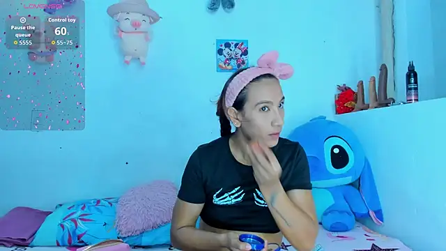 Snapshot of Valeria_Fitness chatting on 06/05/26, 07:03 Valeria Fitness online show from 06/05/26, 07:03