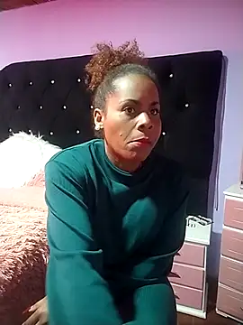 Camille rose  online show from 10/08/25, 05:02