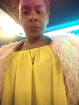 Camille rose  online show from 12/18/25, 11:30