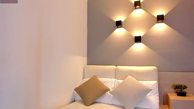 ellamontoya online show from 10/30/25, 11:08