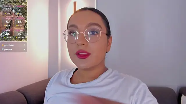 ellamontoya online show from 11/06/25, 12:09