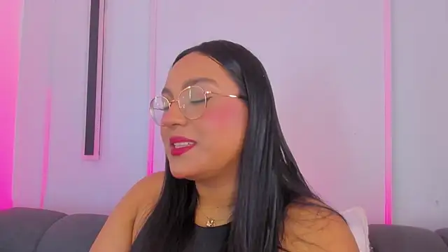 ellamontoya online show from 12/03/25, 12:37