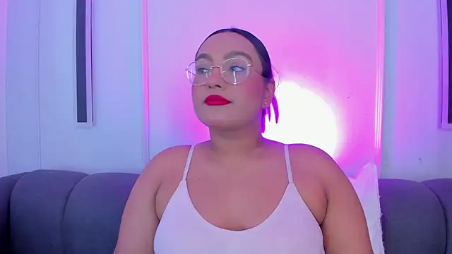 ellamontoya online show from 11/23/25, 01:32