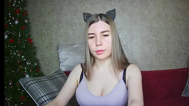 ElllaNuar online show from 01/15/25, 04:57