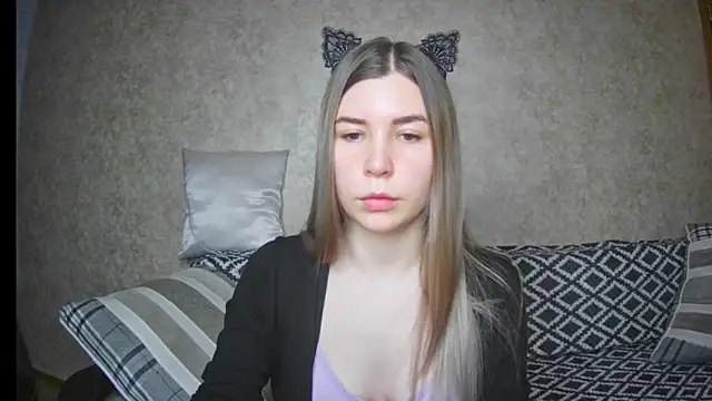 ElllaNuar online show from 02/03/25, 04:25