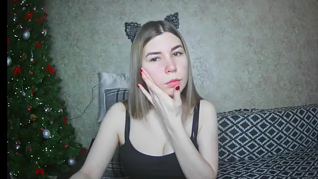 ElllaNuar online show from 01/22/25, 01:20