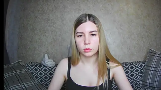 ElllaNuar online show from 12/16/24, 07:15