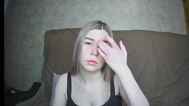 ElllaNuar online show from 03/12/25, 05:46