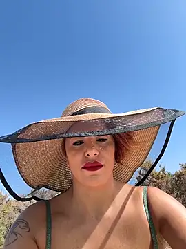 Selvaggia official83 online show from 02/22/26, 11:45