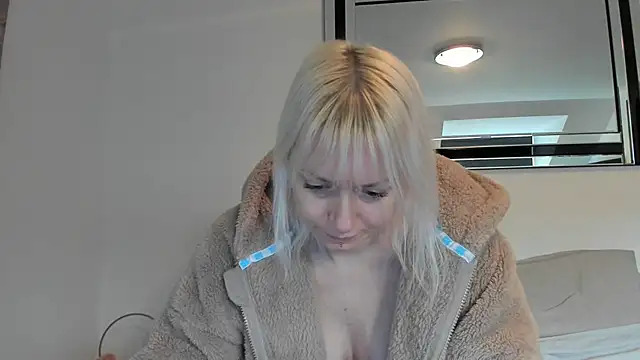 BetterThanYourEx69 online show from 01/12/26, 10:44