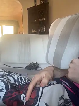 EE123458 online show from 11/17/25, 12:53