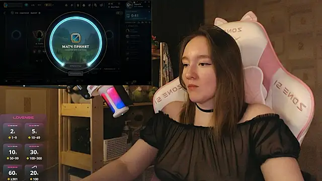 MoonlishSiren online show from 03/03/26, 09:22