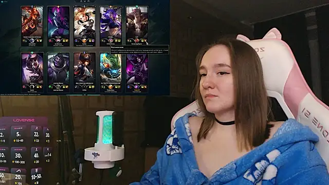 MoonlishSiren online show from 02/06/26, 08:49