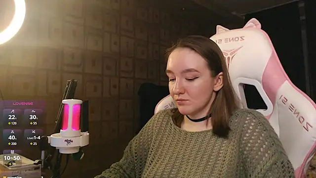 MoonlishSiren online show from 02/09/26, 09:13