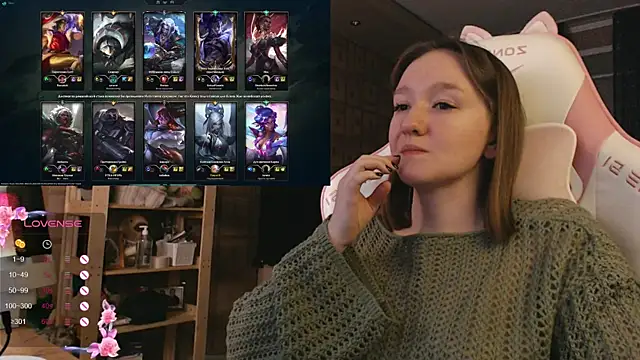 MoonlishSiren online show from 11/09/25, 09:19