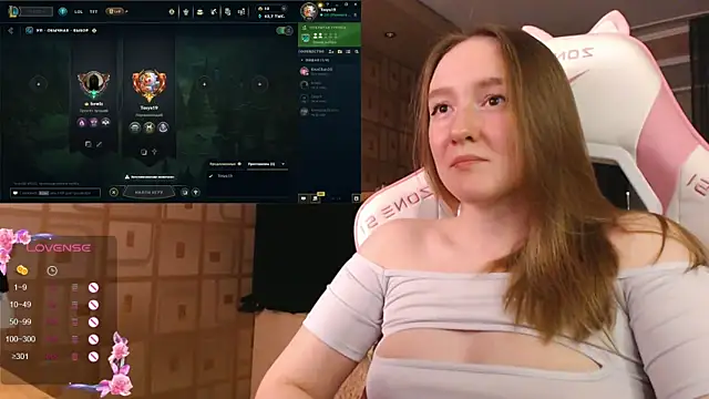 Snapshot of MoonlishSiren chatting on 10/03/25, 06:31 MoonlishSiren online show from 10/03/25, 06:31