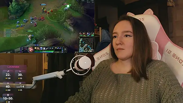 MoonlishSiren online show from 03/31/26, 09:06