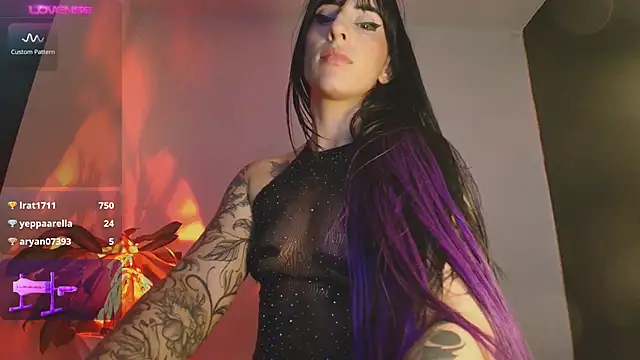 ValenGray online show from 03/18/25, 02:06