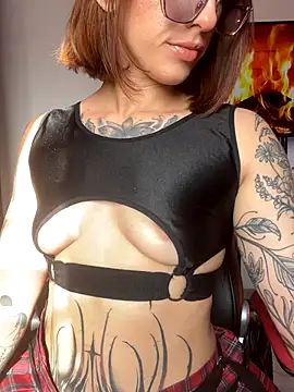 ValenGray online show from 11/07/25, 01:15