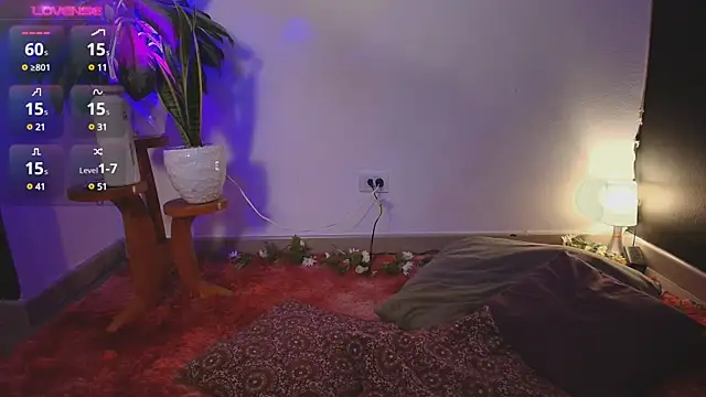 ValenGray online show from 03/16/25, 02:21