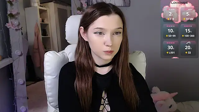 Snapshot of White_kitty01 chatting on 01/10/25, 02:23 White kitty01 online show from 01/10/25, 02:23