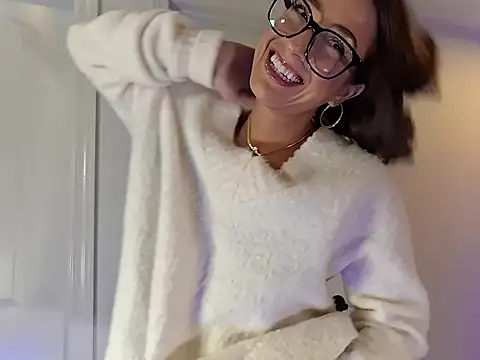 Snapshot of OutdoorXventure chatting on 02/13/26, 04:45 OutdoorXventure online show from 02/13/26, 04:45