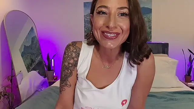 Snapshot of OutdoorXventure chatting on 01/06/26, 04:05 OutdoorXventure online show from 01/06/26, 04:05