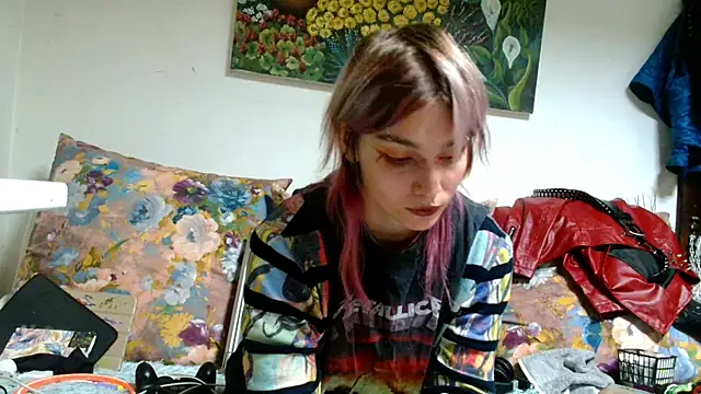 Sophie Bell online show from 10/16/25, 06:49