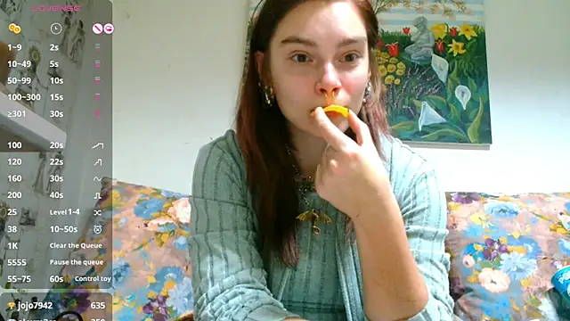 Sophie Bell online show from 03/02/25, 08:35