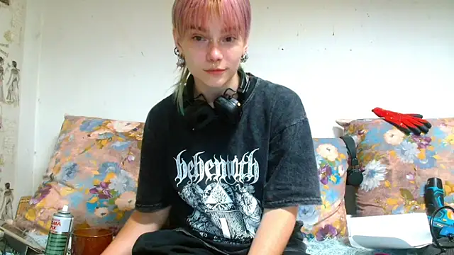 Sophie Bell online show from 06/14/26, 07:26
