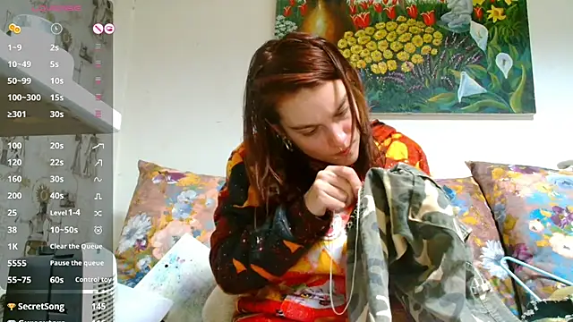 Sophie Bell online show from 02/19/25, 10:53