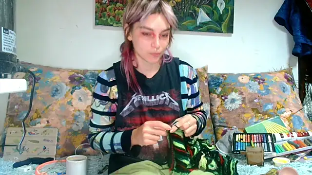 Sophie Bell online show from 10/18/25, 11:23