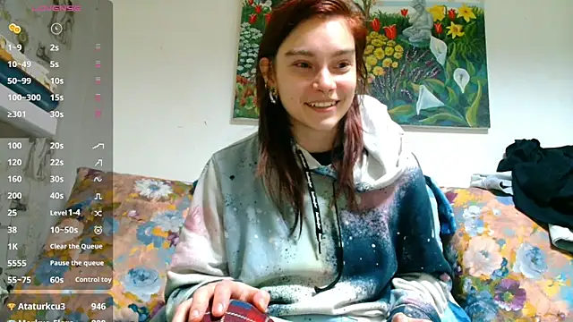 Sophie Bell online show from 02/12/25, 06:51