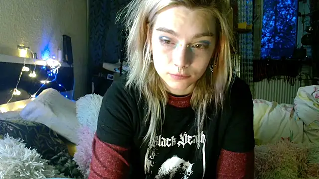Sophie Bell online show from 04/29/26, 05:30
