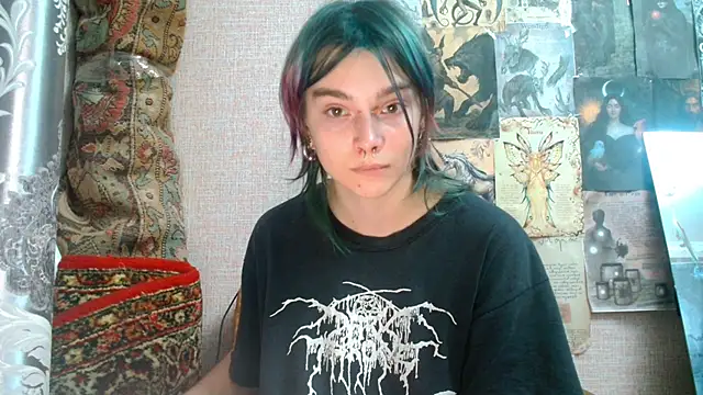 Sophie Bell online show from 10/24/25, 02:49
