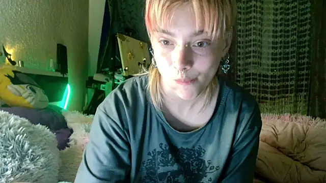 Sophie Bell online show from 05/16/26, 06:29