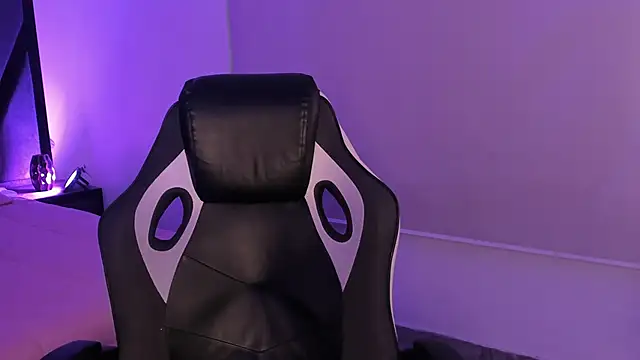 Snapshot of MelodyBliss chatting on 03/30/26, 10:22 MelodyBliss online show from 03/30/26, 10:22