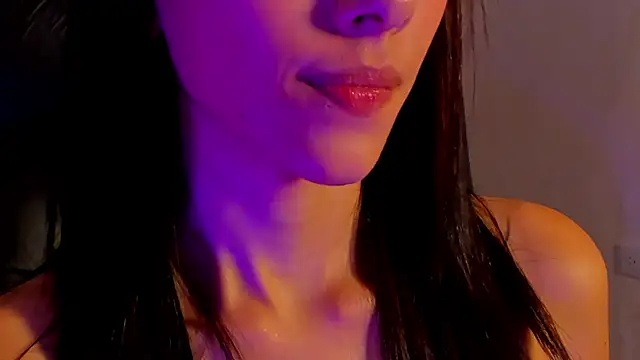 Snapshot of MelodyBliss chatting on 11/05/25, 04:59 MelodyBliss online show from 11/05/25, 04:59