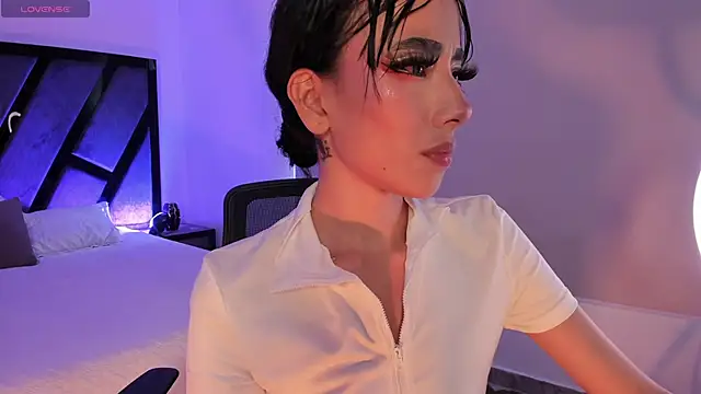 Snapshot of MelodyBliss chatting on 04/13/26, 09:08 MelodyBliss online show from 04/13/26, 09:08