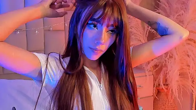 Snapshot of MelodyBliss chatting on 12/20/25, 05:21 MelodyBliss online show from 12/20/25, 05:21