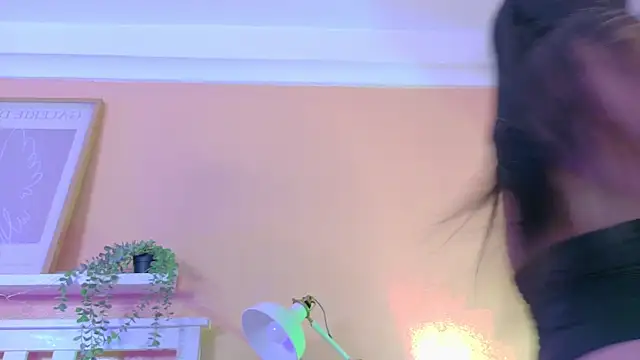 KendalMilleer online show from 12/22/25, 10:48