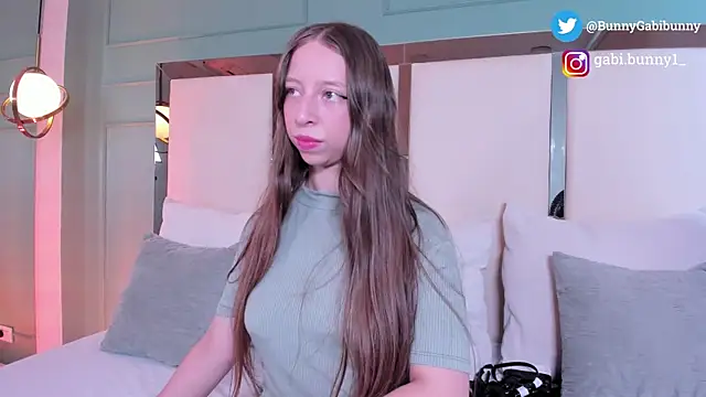 gabi bunny online show from 05/19/26, 06:59