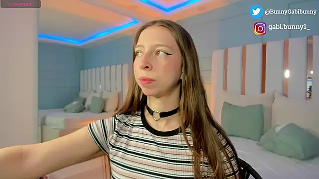 gabi bunny online show from 03/09/26, 05:49