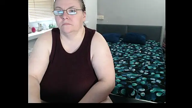 Sweetboobs online show from 04/04/26, 08:43